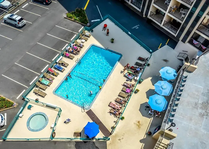Bluewater East Escape Pool Balcony Sleeps 5 Holiday home Ocean City
